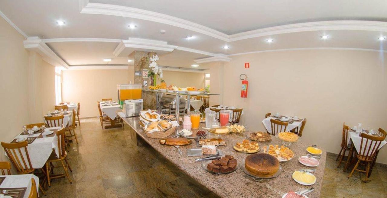 OYO Antico Plaza Hotel Taubaté Exterior foto